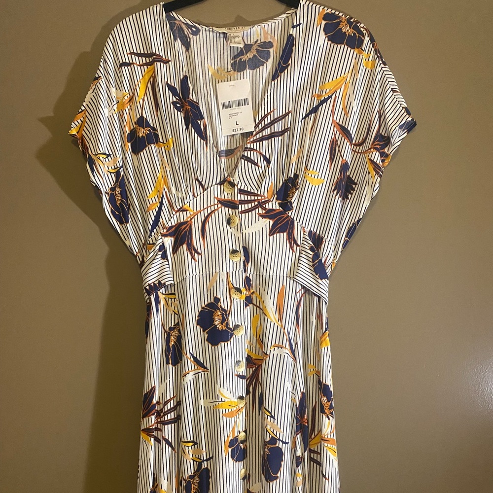 Forever 21 - Contemporary Button down floral dress